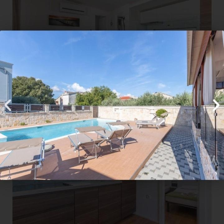 Tomica Apartments With Pool Weißenburg Exterior foto