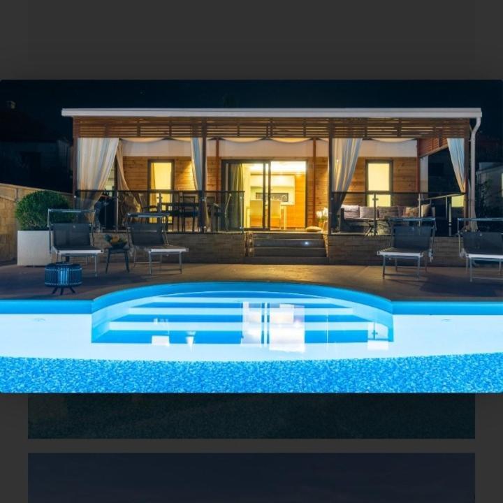Tomica Apartments With Pool Weißenburg Exterior foto