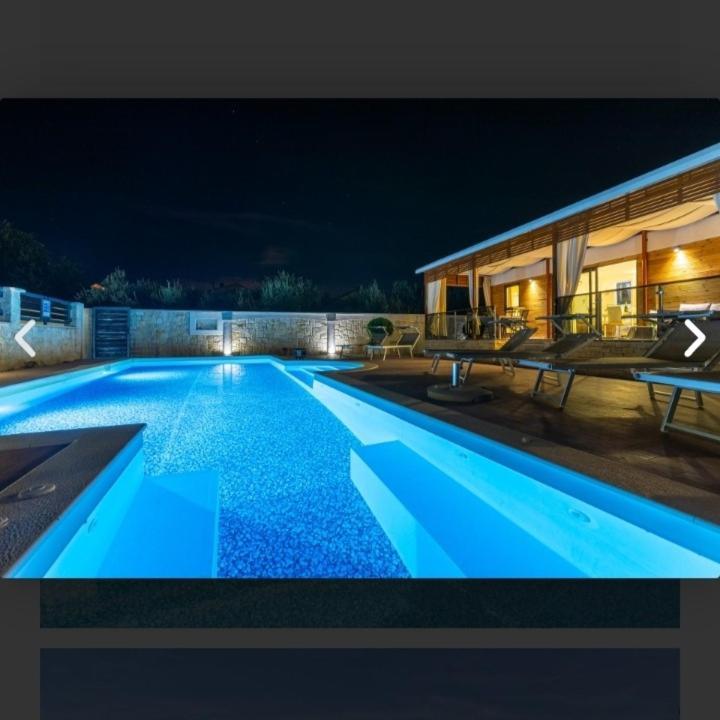 Tomica Apartments With Pool Weißenburg Exterior foto